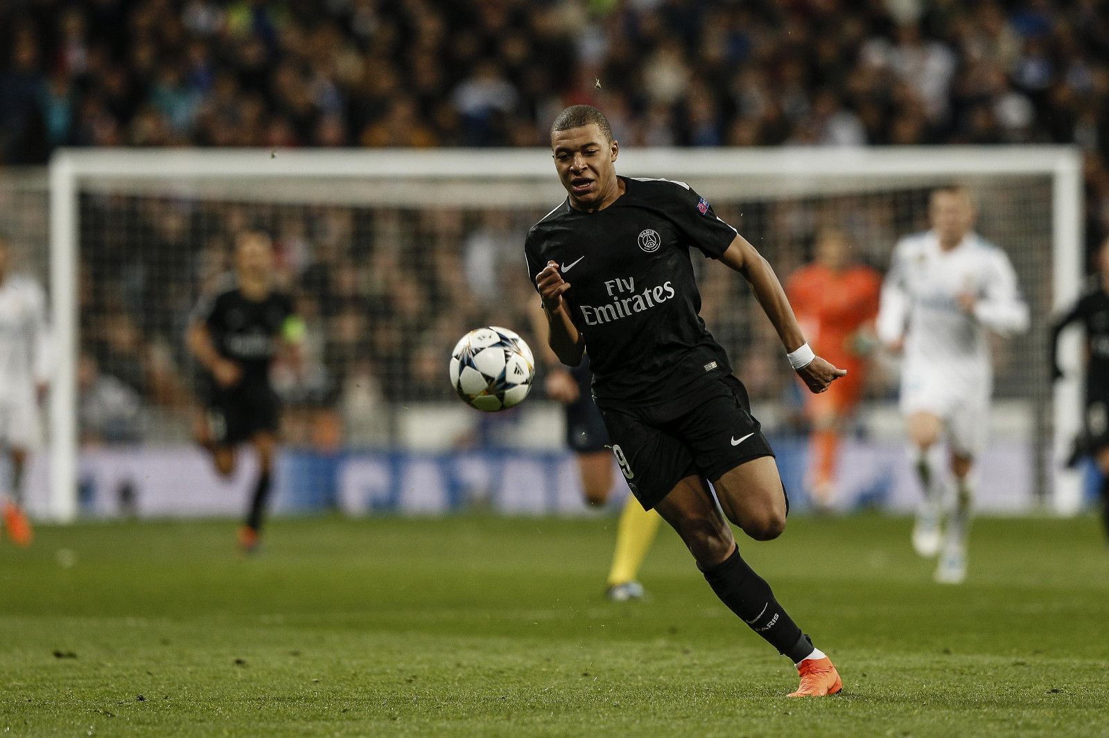 罗马诺：萨德提高对曼奇尼的报价，双方已重新开始谈判