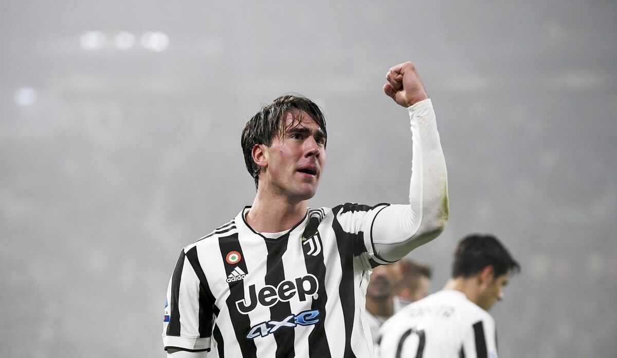 西媒：拉菲尼亚成巴萨非卖品，本赛季欲率队夺欧冠+世界杯