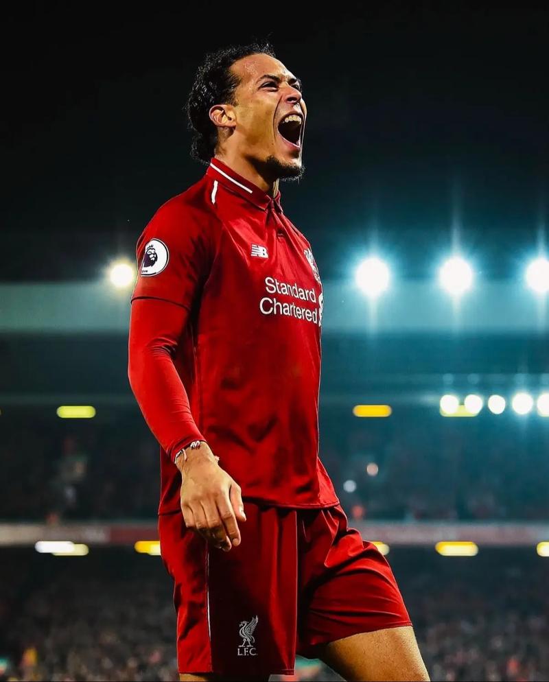 记者：纽卡一开始就计划先报价，曼联则打算先说服谢什科